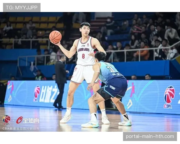 季后赛四分之一决赛，广厦控股主场爆冷不敌广州龙狮，总比分1-2落后